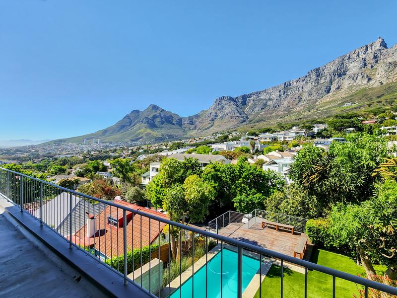 4 Bedroom Property for Sale in Higgovale Western Cape